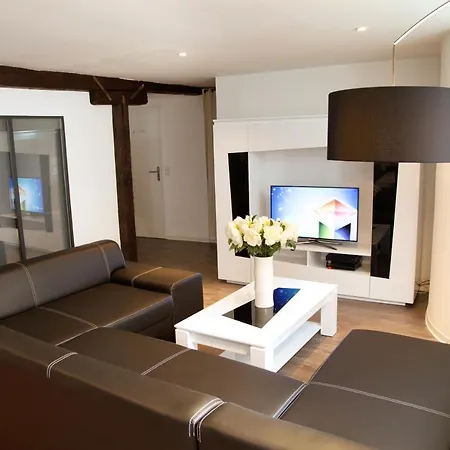 Le Corbeau - Grand Centre, Calme *