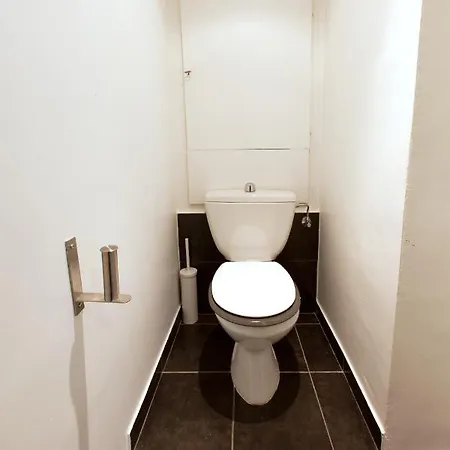 Le Corbeau - Grand Centre, Calme